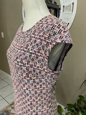 St John 4/6 Pink Boucle Tweed Sheath Dress Sleeveless Multi Knit